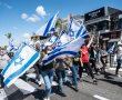 אחיי ואחיותיי  גיבורי המחאה. חייבים לדכא את הרגש ולהפעיל את המוח. לנשום עמוק, להתאפק ולהיערך לסיבוב הבא, בחכמה.