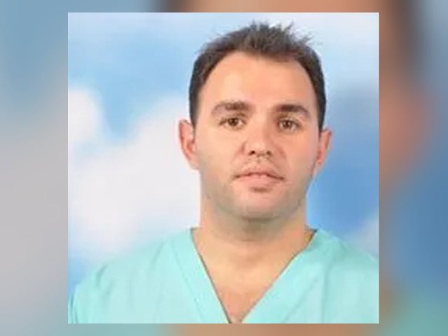 ד"ר שוטה מוסייב - אחד מארבעת הגיבורים שהצילו את טיסת פליי דובאי