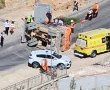 חריג: טרקטור D9 ענק התהפך בהר חוצבים | צפו במאמצי החילוץ של הנהג הלכוד